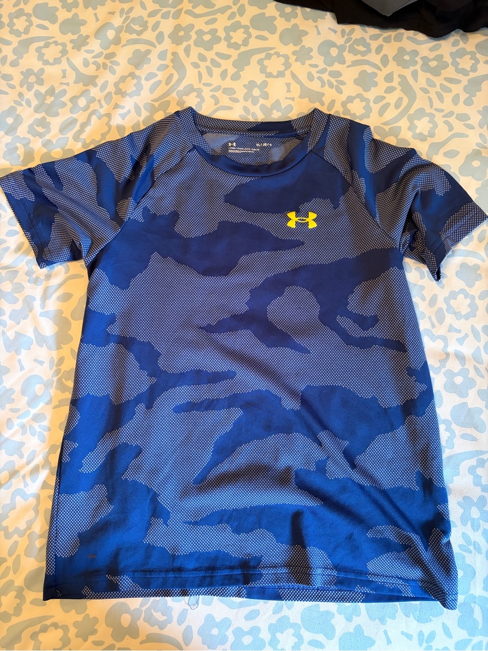 Under Armour Navy Blue Camo Short Sleeve Tee with Yellow Logo